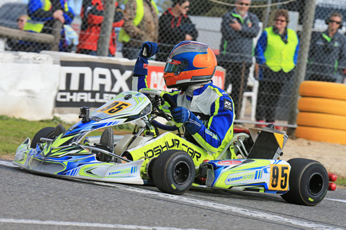 Joshua Car made a late race pass to secure the win in DD2, taking the SA State Championship and Jason Richards Cup