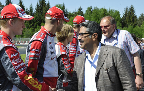 Drivers meet and greet the CIK-FIA President 