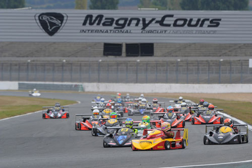 Race 2 gets underway at Magny-Cours