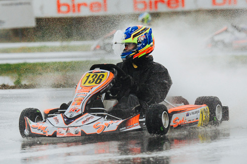 Bryce Fullwood splashing his way up the order in the Junior MAX final 