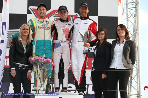 X30 Shifter podium (L to R) Charles Kenny (2nd), Amaury Bonduel (1st) Clivio Piccione (3rd)